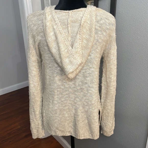 Arizona Jean Is lightweight knitted Hooded Cardigan - Picture 3 of 9